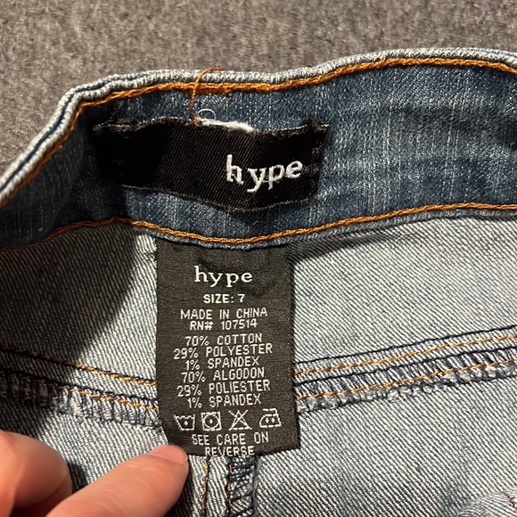 Button up Jean skirt size 7 - Picture 3 of 4